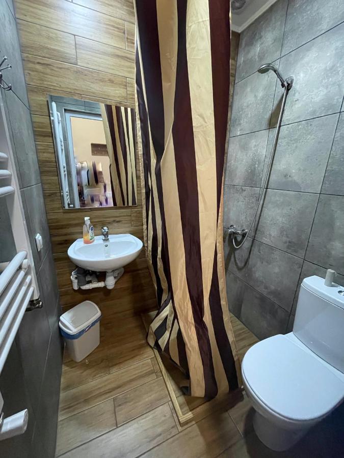 Hostel U Pottera Černivci Esterno foto