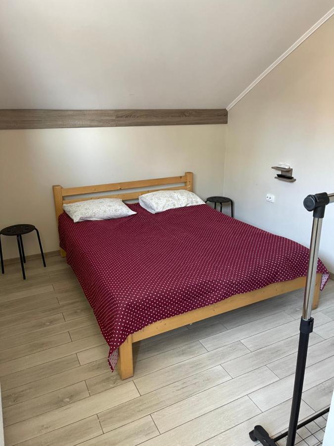 Hostel U Pottera Černivci Esterno foto